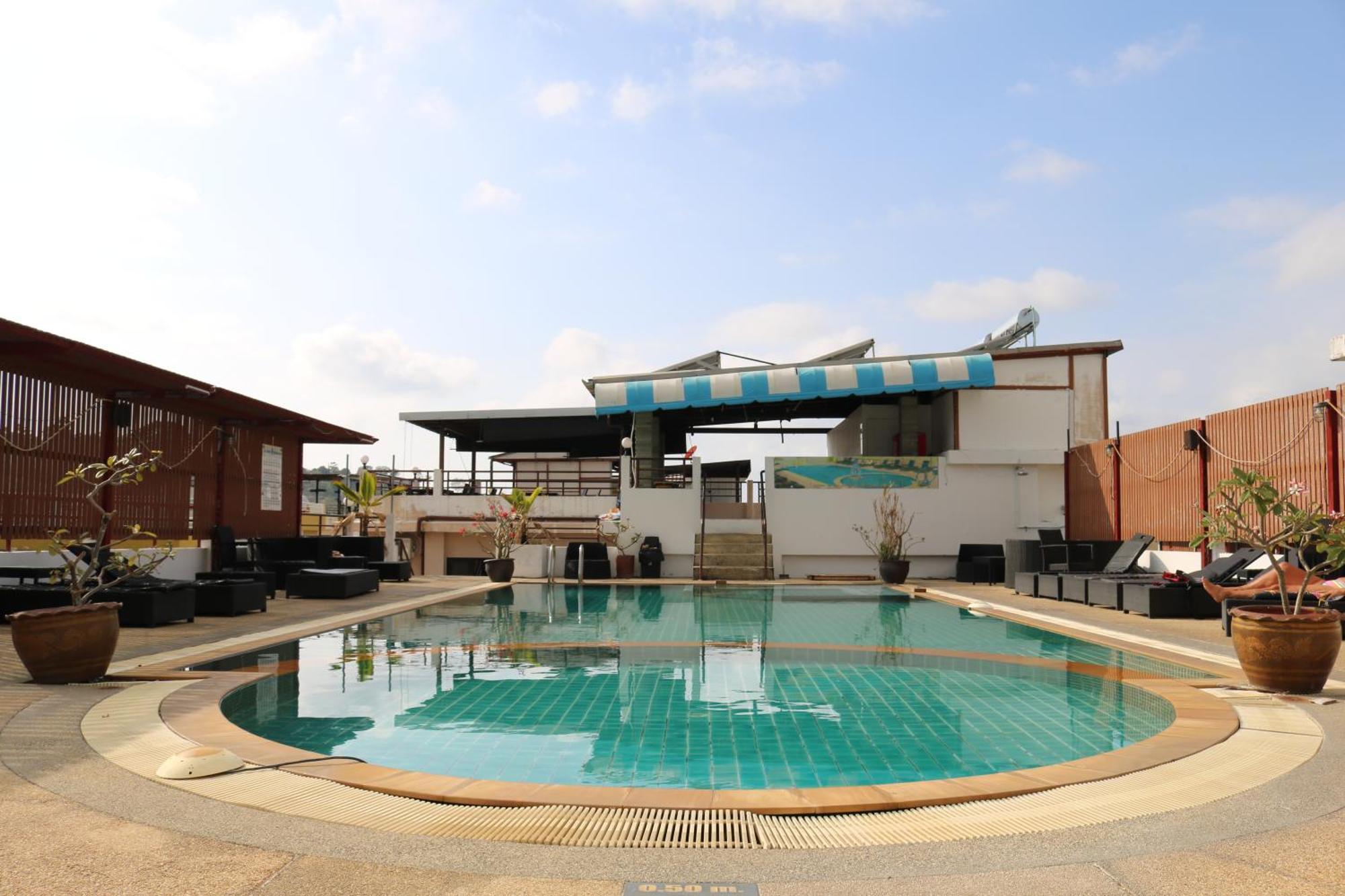 Diamond Crown Hotel Patong ภายนอก รูปภาพ