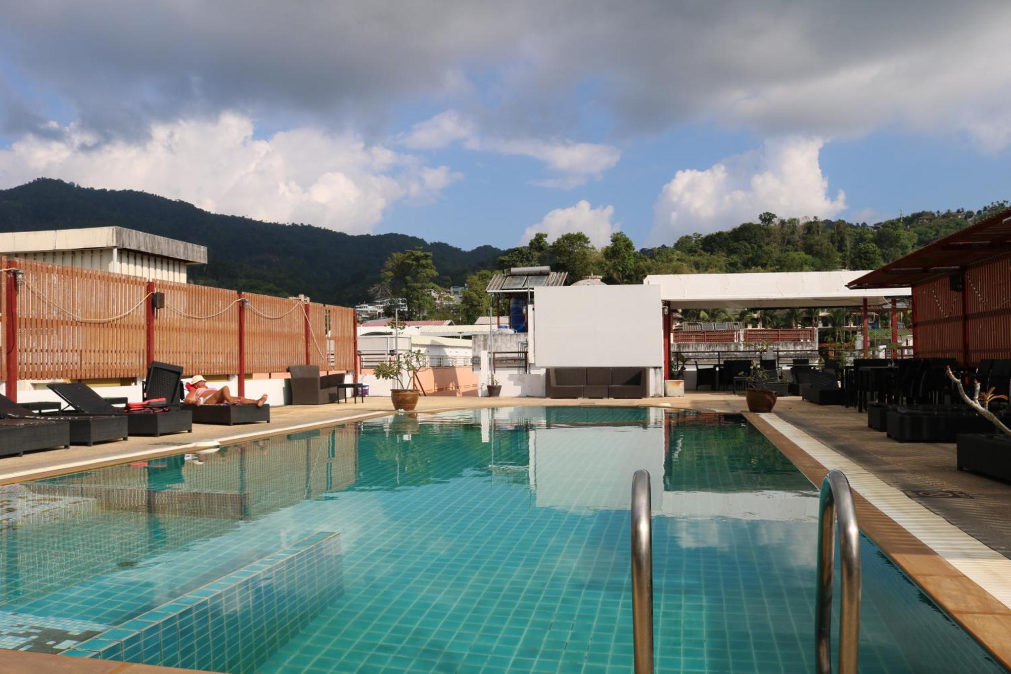 Diamond Crown Hotel Patong ภายนอก รูปภาพ