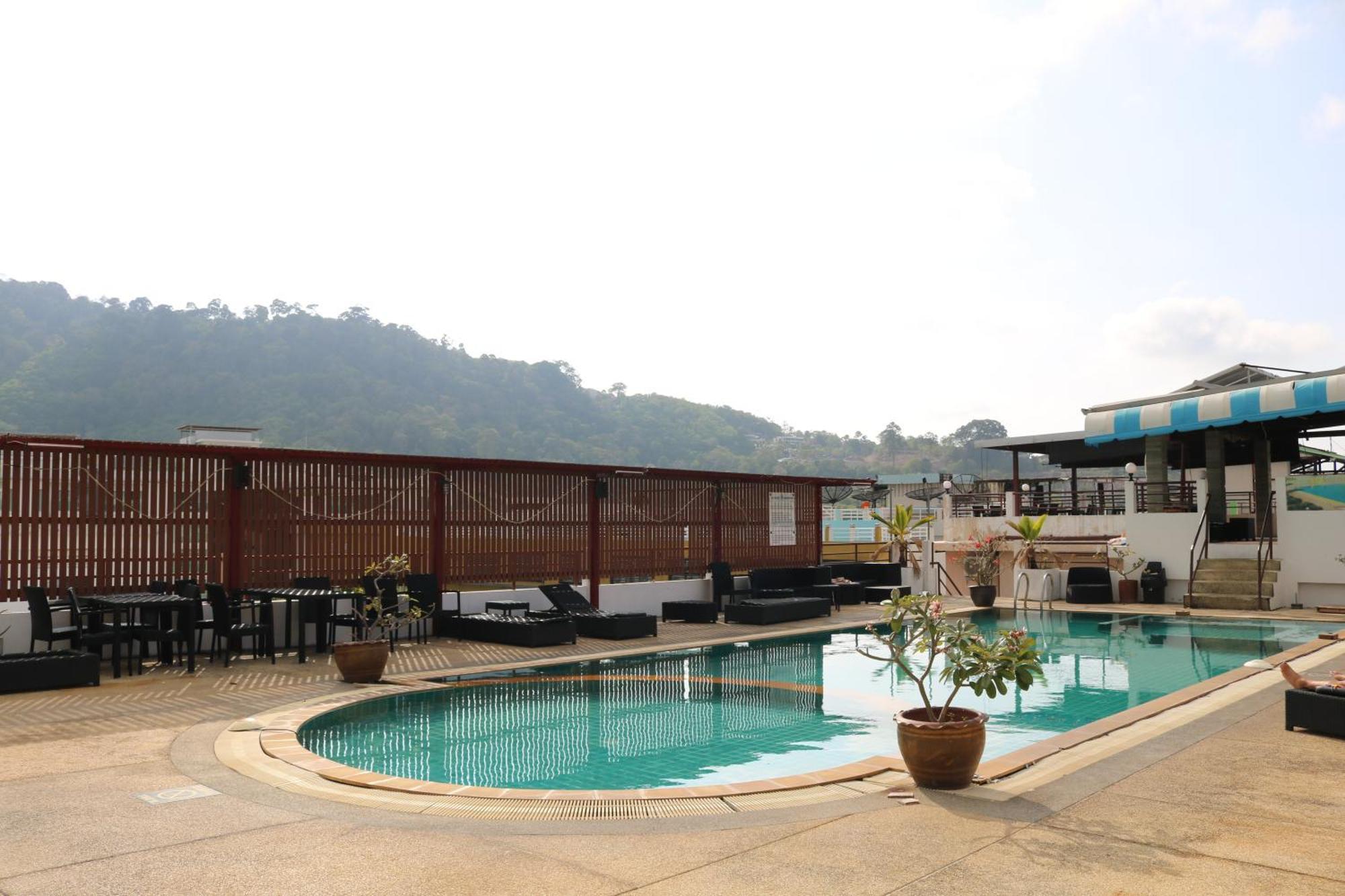 Diamond Crown Hotel Patong ภายนอก รูปภาพ